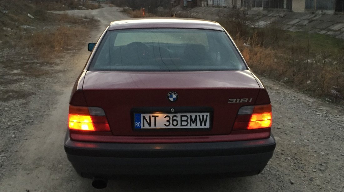 BMW 318 1,8 benzina 1994