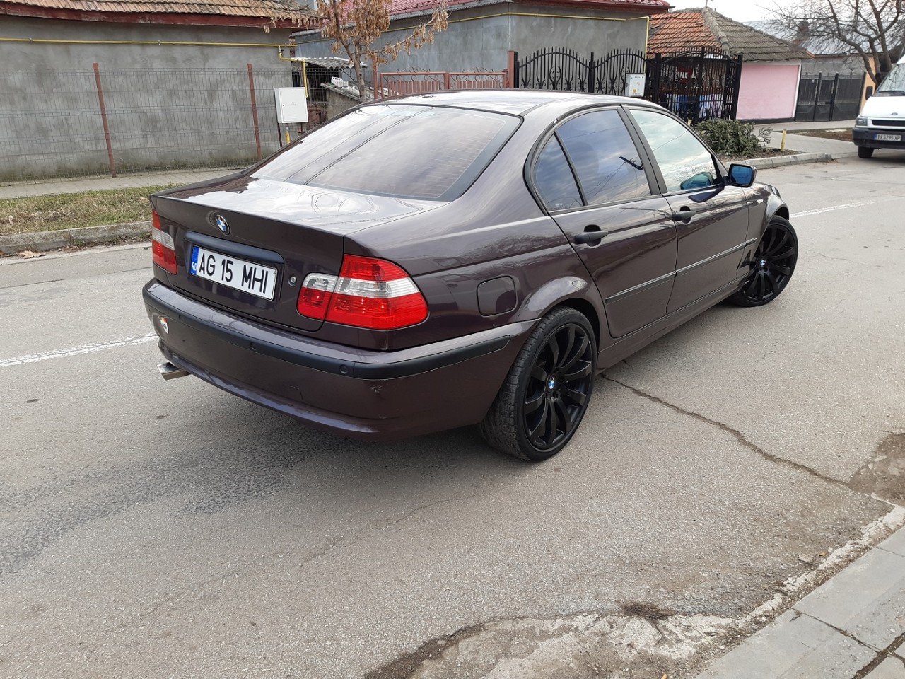 BMW 318 1,8 benzina 2003 57674596