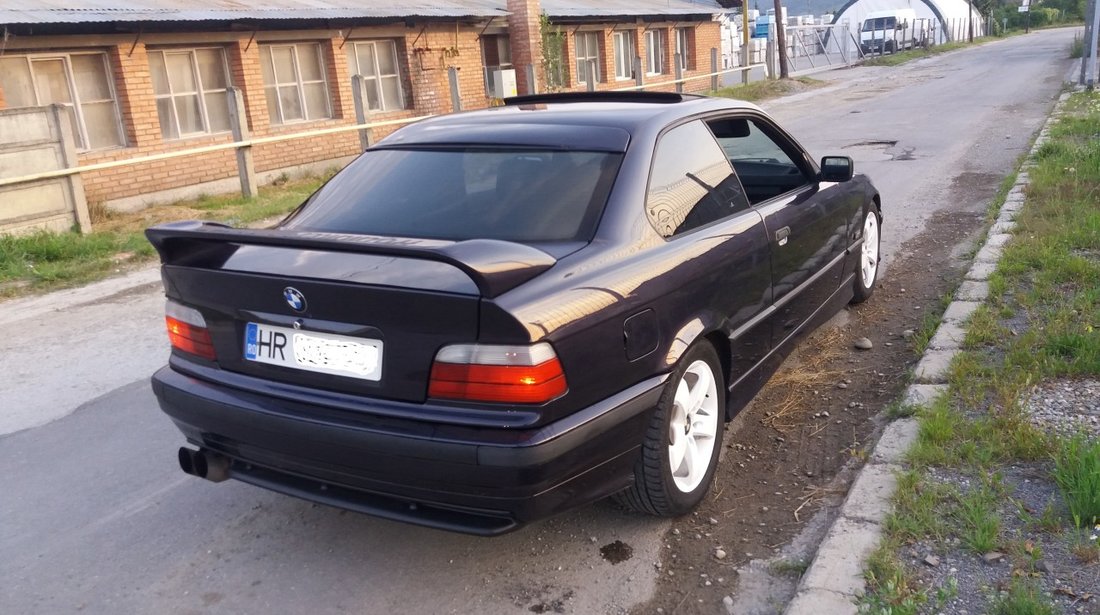 BMW 318 1.8 IS 1993