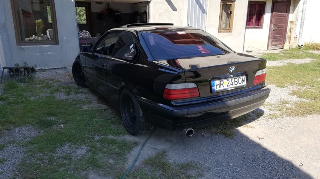 BMW 318 1.8 IS 1994