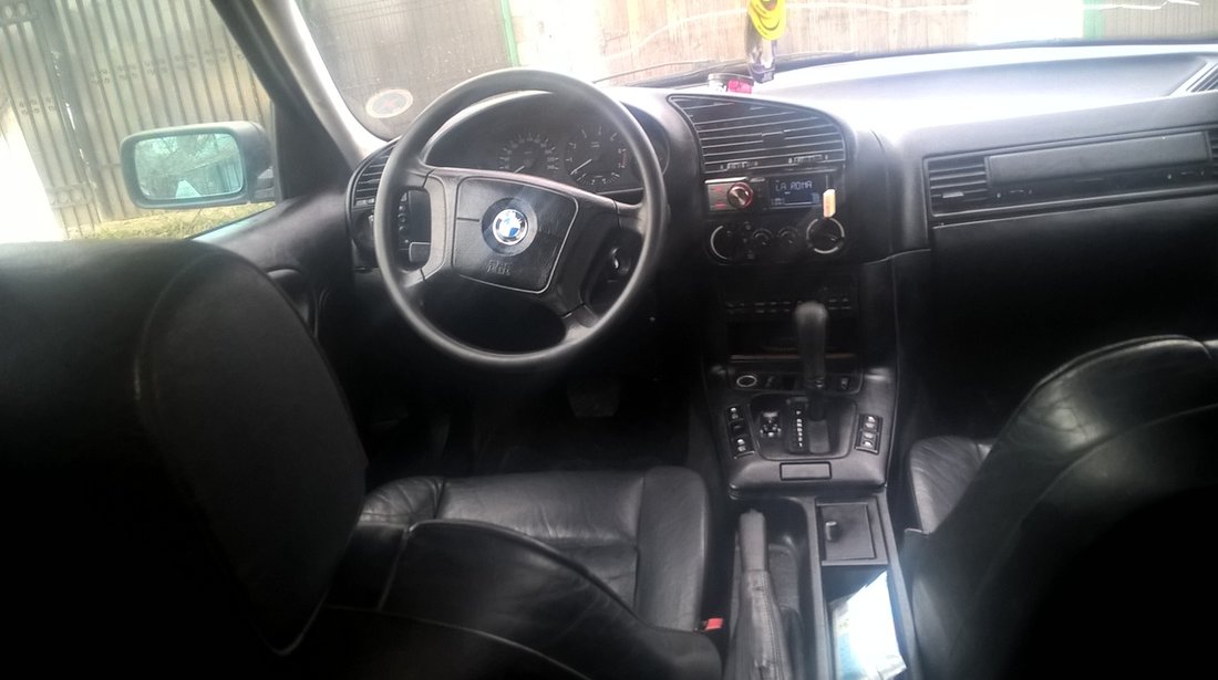 BMW 318 1.8 IS 1996