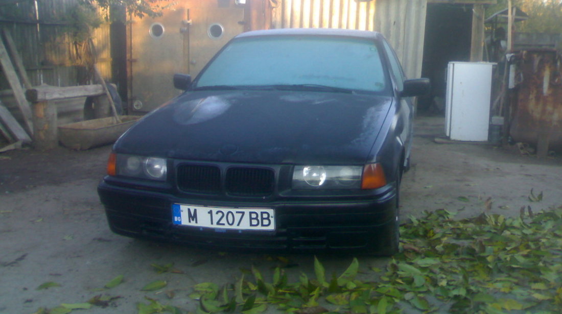 BMW 318 1,8i sedan 1992