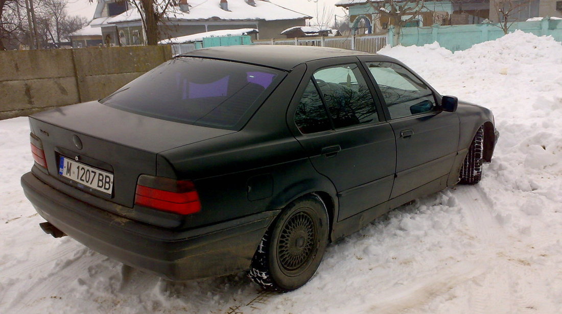 BMW 318 1,8i sedan 1992