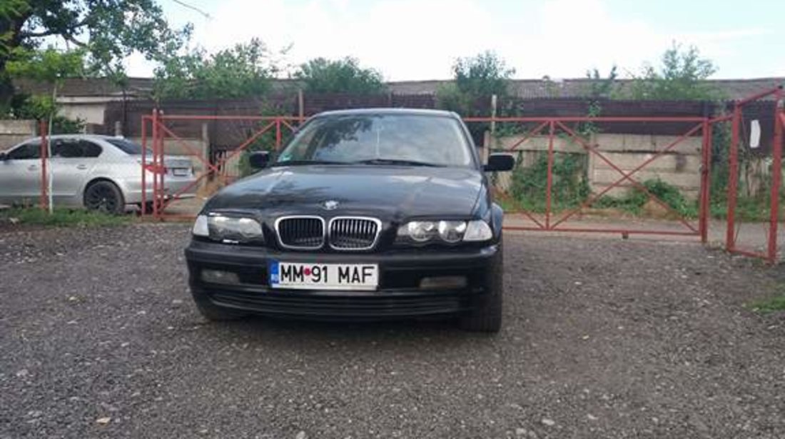 BMW 318 1.9 benzina 2000