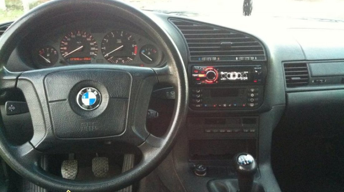 BMW 318 1795