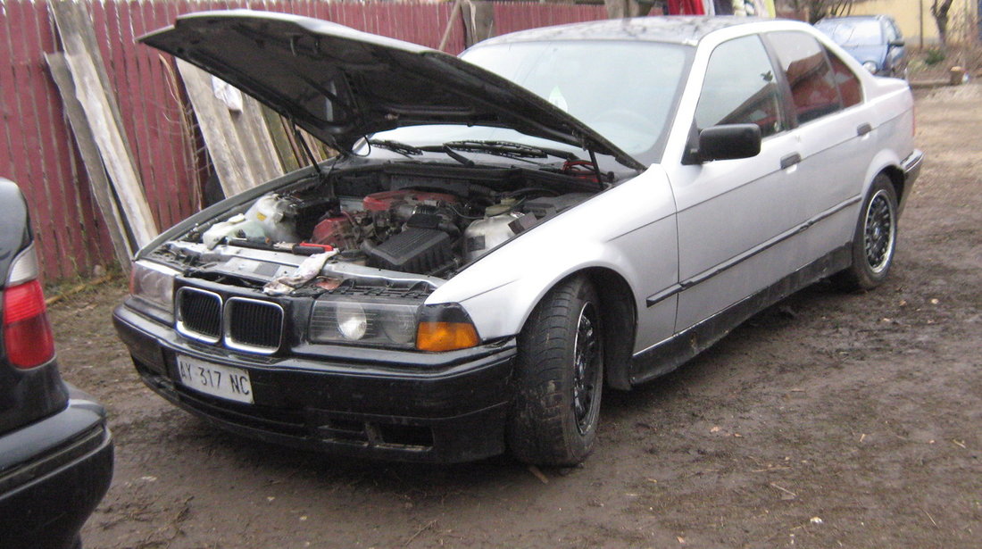 BMW 318 18 is 1996