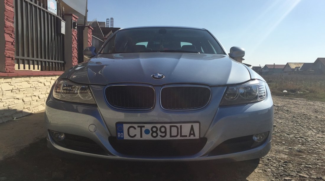 BMW 318 2.0 2010