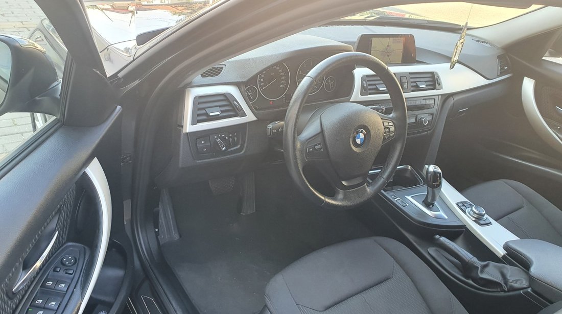 BMW 318 2.0 automat 2014