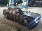 BMW 318 318 is
