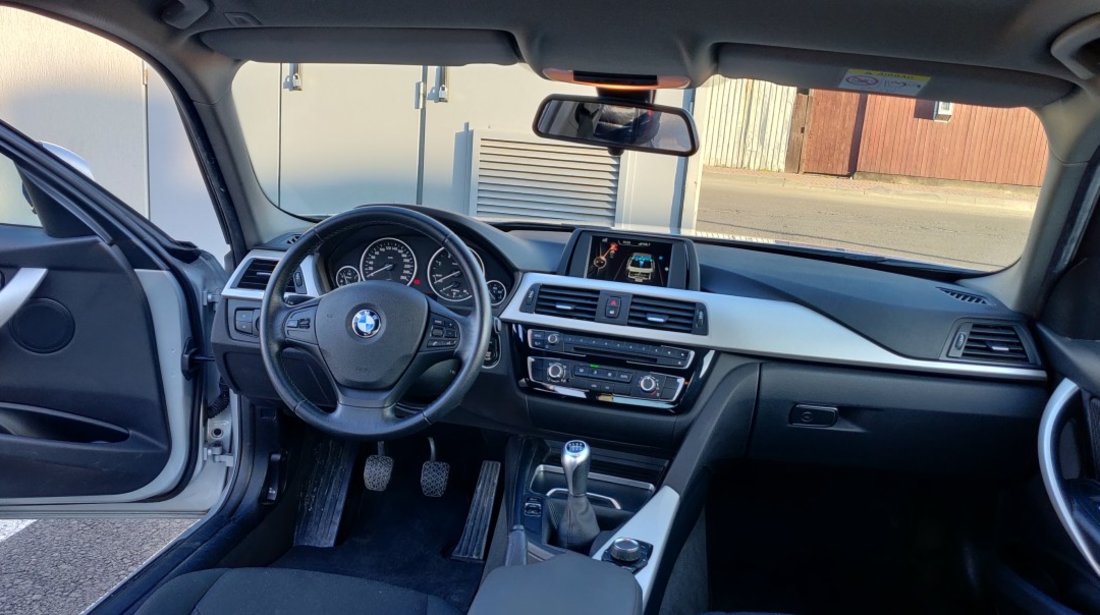 BMW 318 d 2016