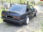 BMW 318 e30 coupe 318is