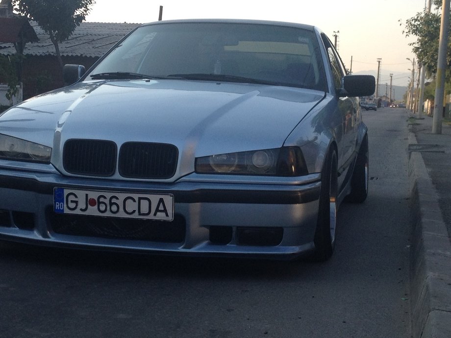 BMW 318 e36