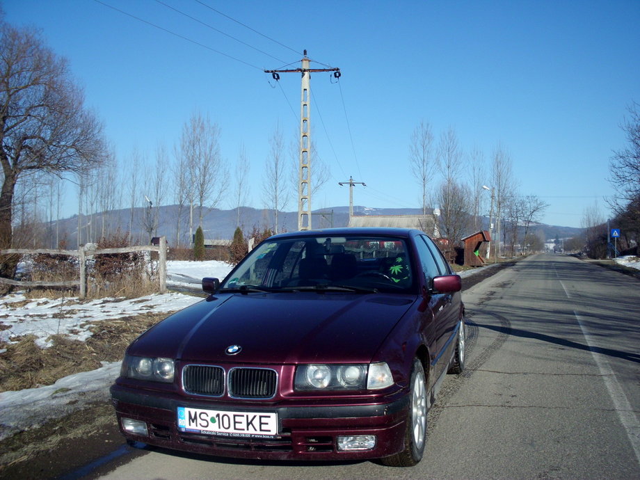 BMW 318 e36