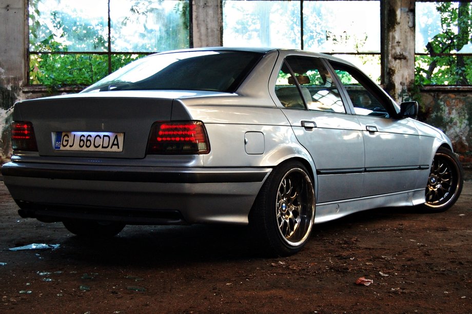 BMW 318 e36