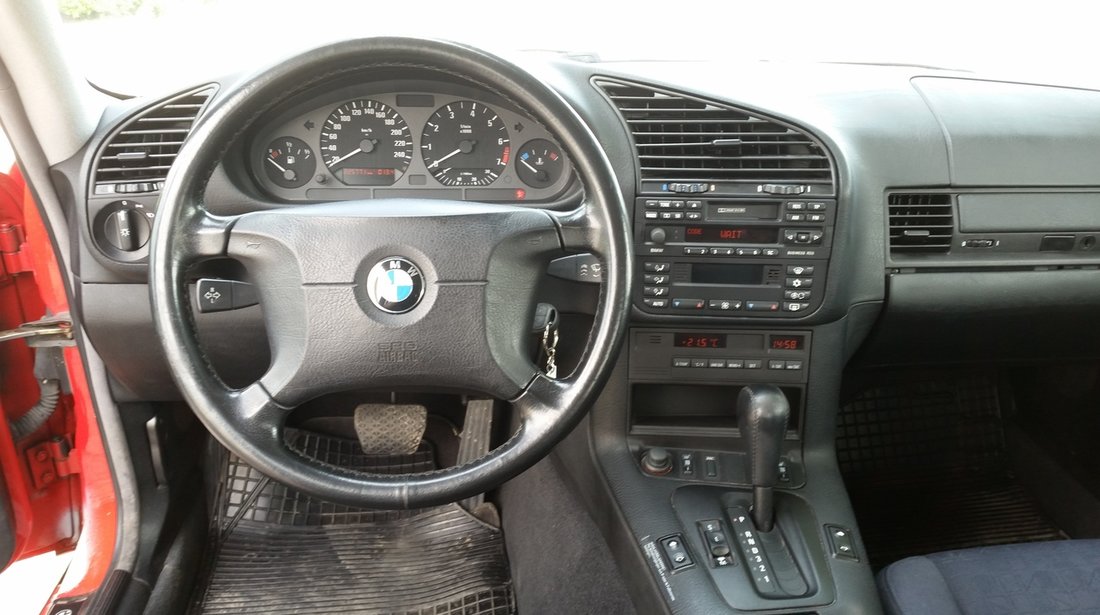 BMW 318 is 1997