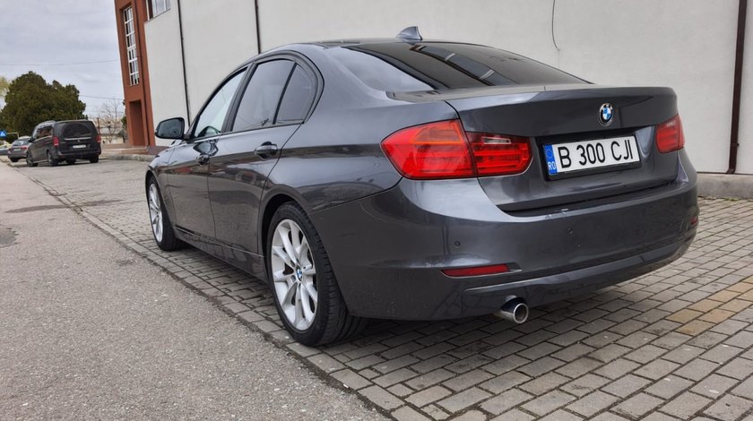 BMW 320 170 cai 2013