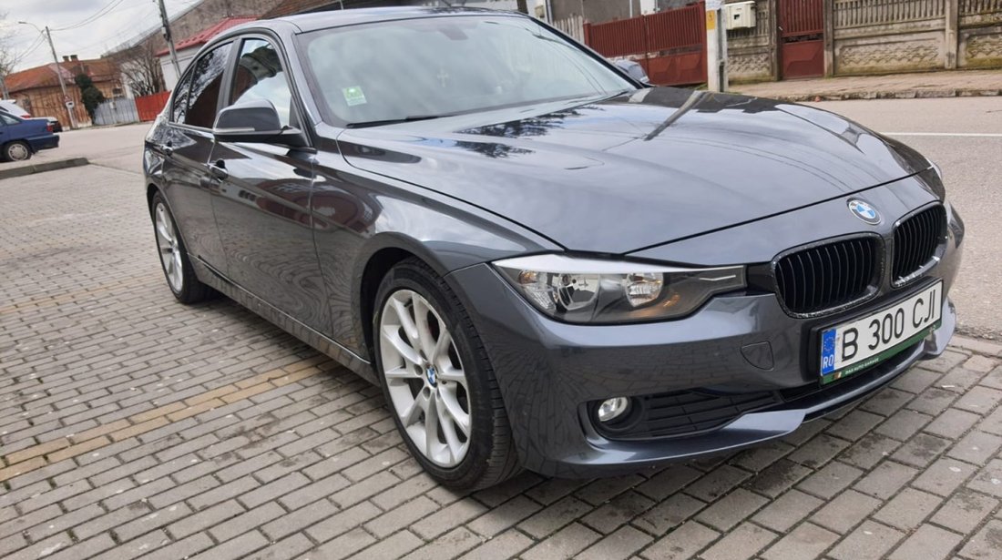 BMW 320 170 cai 2013