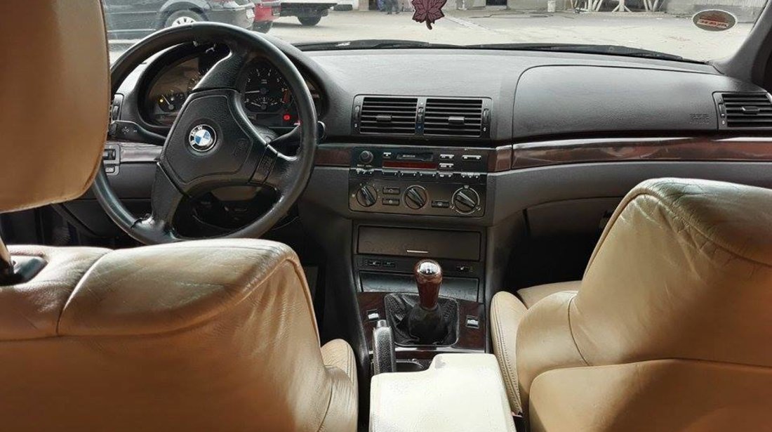 BMW 320 2.0 2001