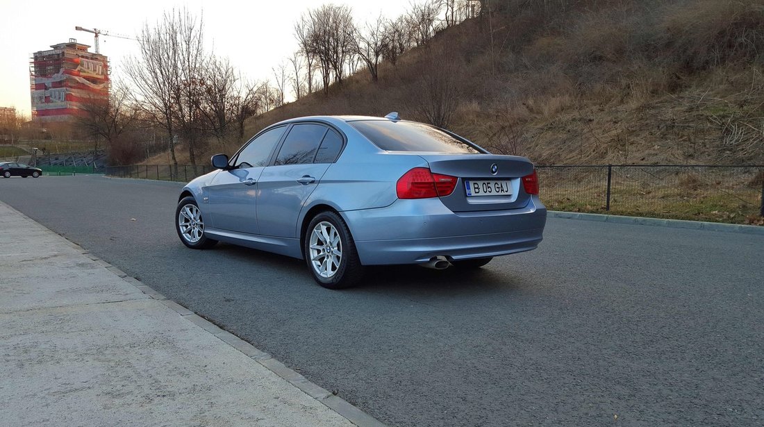 BMW 320 2.0 2009