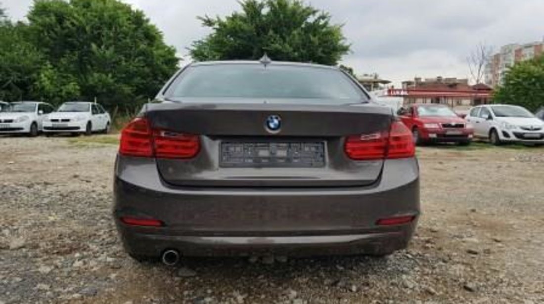 BMW 320 2.0 2013