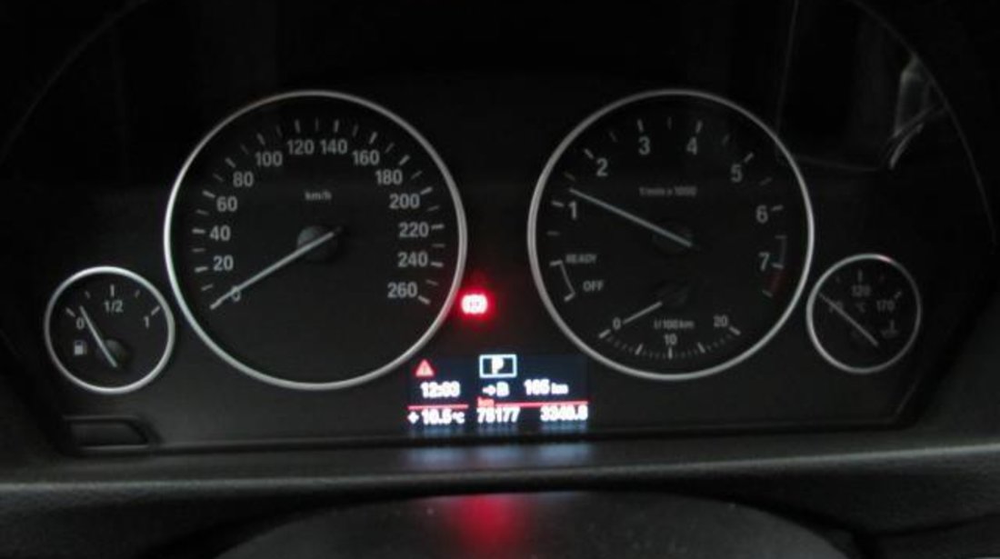 BMW 320 316i AUTOMATIC 8+1 - 1.598 cc / 136 CP 2013