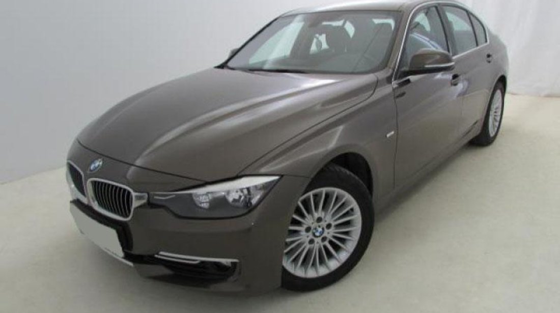 BMW 320 318d Automatic LINIA LUXURY Start/Stop - 1.995 cc / 143 CP 2013