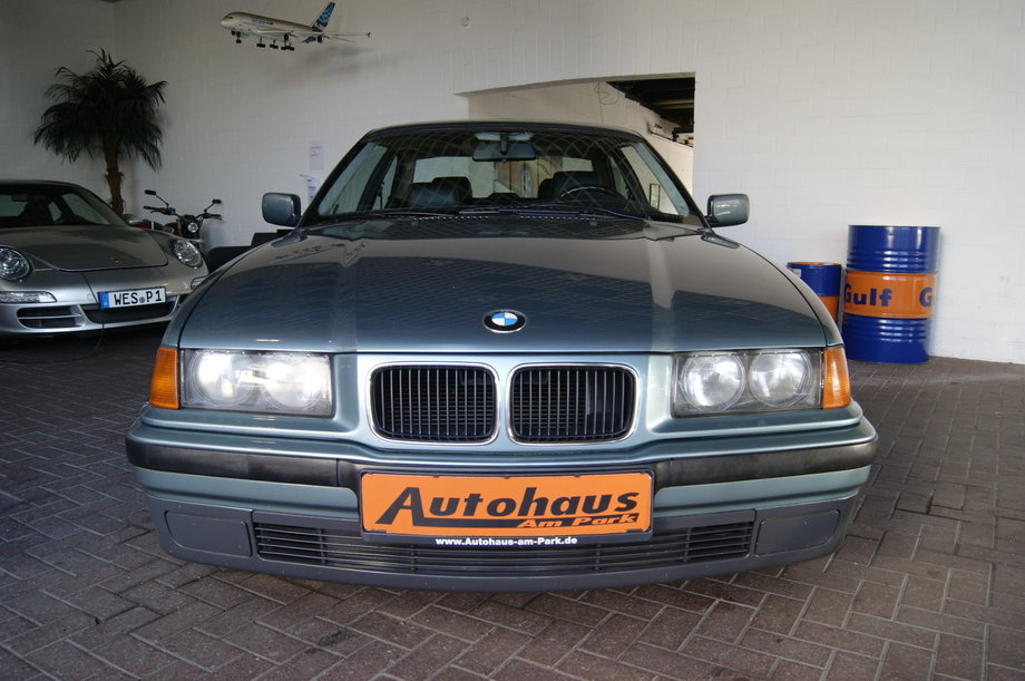 BMW 320 320 i E 36 coupe