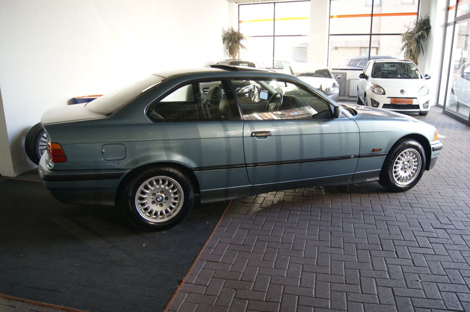 BMW 320 320 i E 36 coupe