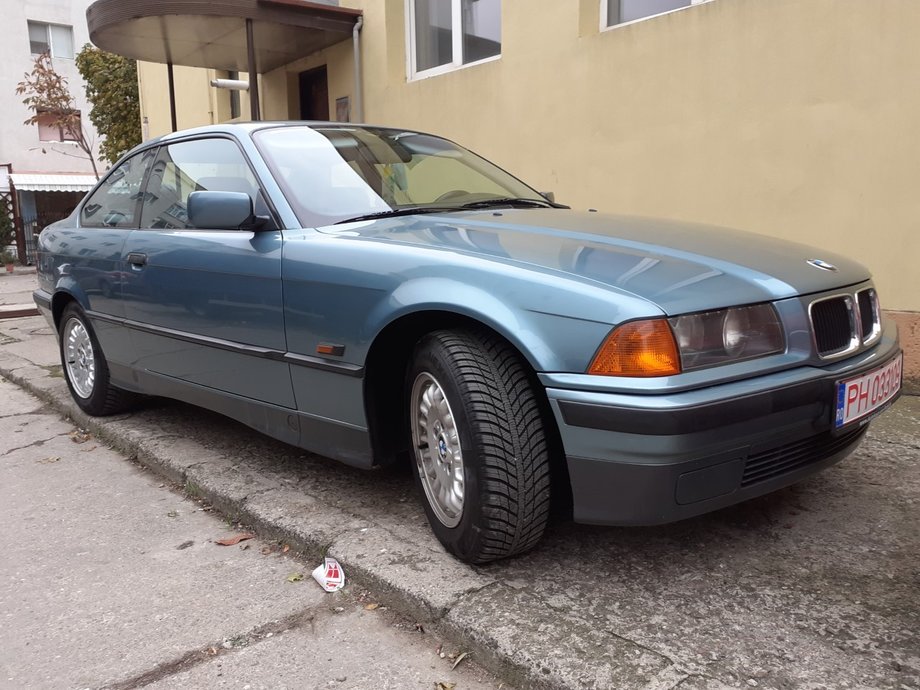 BMW 320 320 i E 36 coupe