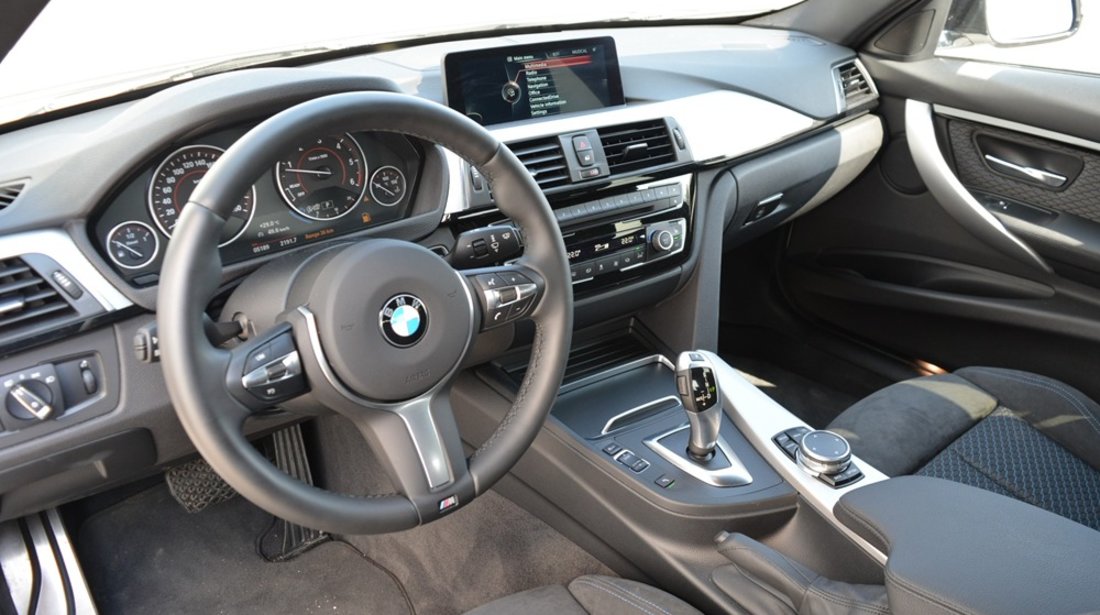 BMW 320 320d xDrive 2016