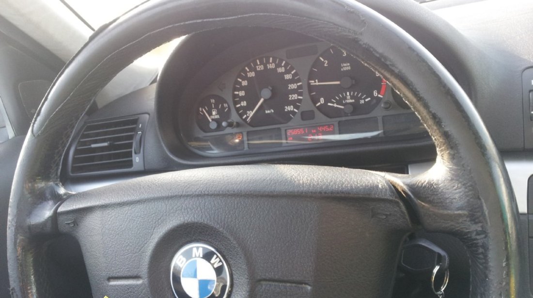 BMW 320 320d