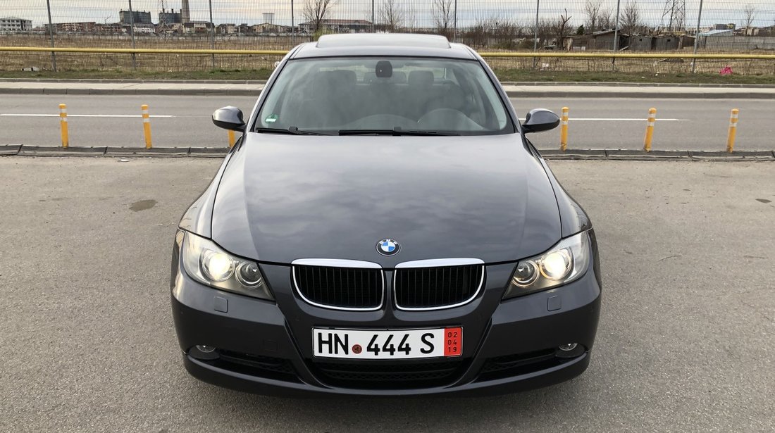 BMW 320 An 2007-320d 163Cp / Navi MARE / XENON / Trapa / Pilot / Bluetooth / Magazie 6CD / Senzori parcare fata-spate / Scaune incalzite / RECENT ADUSA DIN GERMANIA!!! 2007