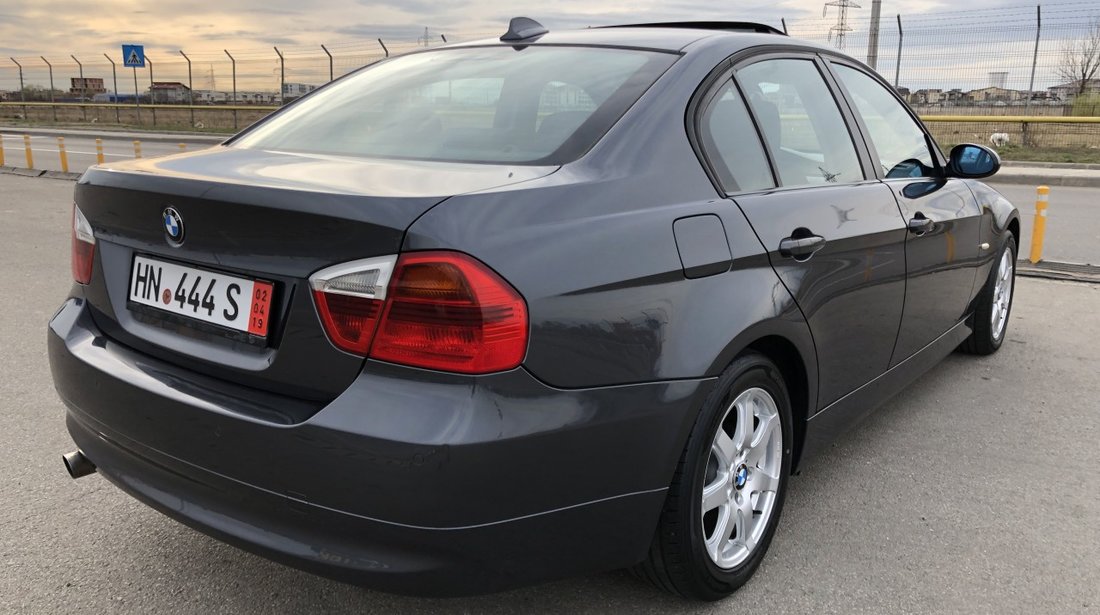 BMW 320 An 2007-320d 163Cp / Navi MARE / XENON / Trapa / Pilot / Bluetooth / Magazie 6CD / Senzori parcare fata-spate / Scaune incalzite / RECENT ADUSA DIN GERMANIA!!! 2007