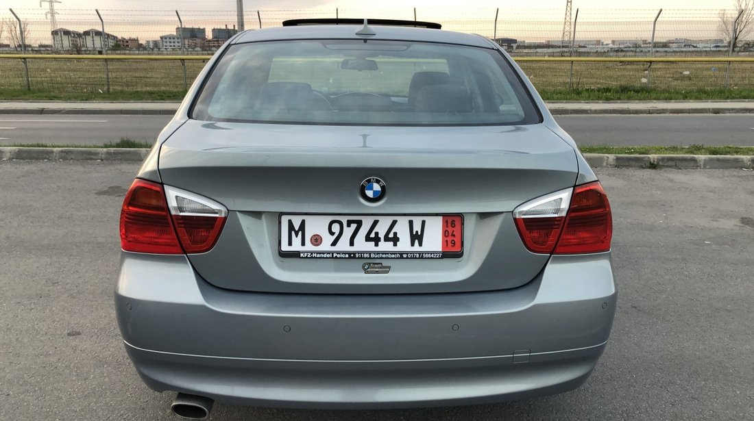 BMW 320 An 2008-320d  / Navigatie / XENON / Trapa / Volan M si schimbator M / Senzori parcare / Scaune incalzite / RECENT ADUSA DIN GERMANIA!!! 2008