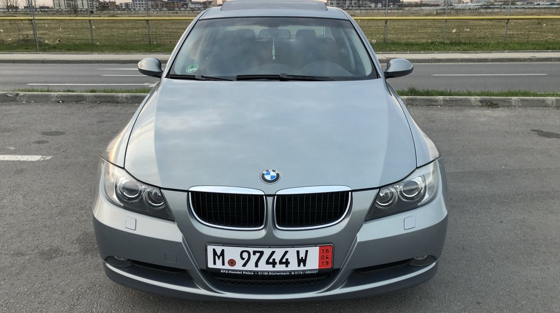 BMW 320 An 2008-320d  / Navigatie / XENON / Trapa / Volan M si schimbator M / Senzori parcare / Scaune incalzite / RECENT ADUSA DIN GERMANIA!!! 2008