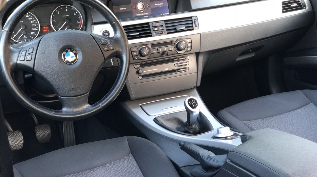 BMW 320 BMW 320d 163Cp cu  Navigatie  MARE 188.000 km IMPECABILA, MASINA TINUTA IN GARAJ / RECENT ADUSA DIN GERMANIA!!! 2006