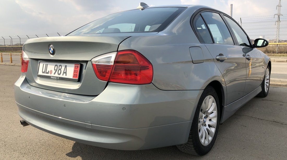 BMW 320 BMW 320d 163Cp/Dynamic XENON /Navigatie/Lumini manere/Senzori parcare/Scaune incalzite/RECENT ADUSA DIN GERMANIA!!! 2006