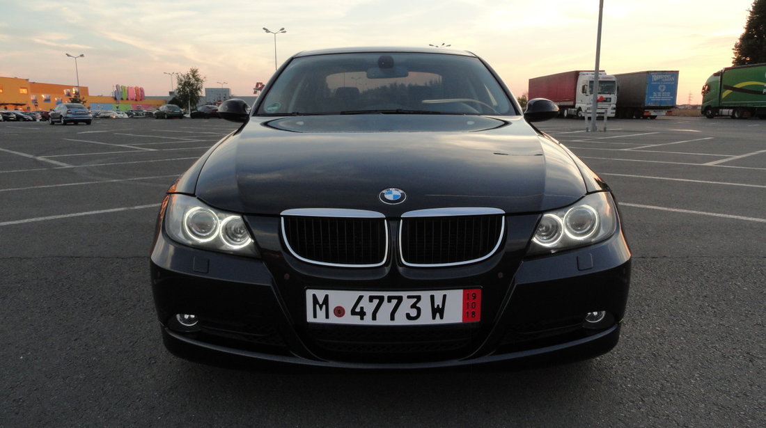 BMW 320 BMW 320d 163Cp / Keyless Go / Dynamic XENON / Navi / Semi-piele / Sistem audio ALPINE / / Bluetooth / Senzori parcare fata-spate / Scaune incalzite / RECENT ADUSA DIN GERMANIA!!! 2007