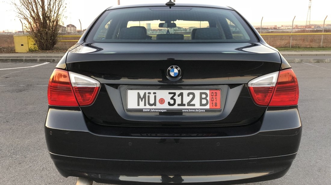 BMW 320 BMW 320d 163Cp / Xenon / Navi / Scaune SPORT Semi-Piele / Jante M pe 17 / Senzori parcare fata-spate / Scaune incalzite / RECENT ADUSA DIN GERMANIA!!! 2006