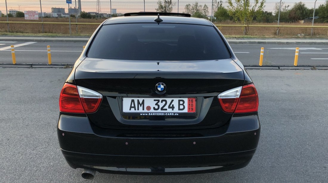 BMW 320 BMW 320i 150Cp / Navi MARE / Trapa / Bluetooth / Senzori parcare / Magazie 6CD / RECENT ADUSA DIN GERMANIA!!! 2007