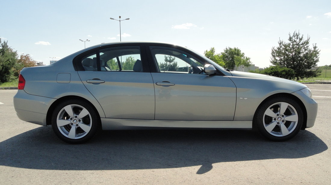 BMW 320 BMW 320i 150Cp /NAVIGATIE/Scaune incalzite SPORT piele/Senzori parcare 2006