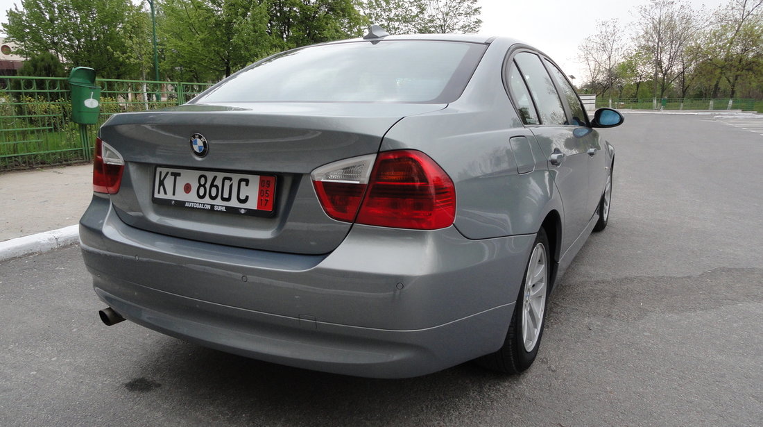 BMW 320 BMW 320i 150Cp /NAVIGATIE/Scaune incalzite SPORT piele/Senzori parcare 2006
