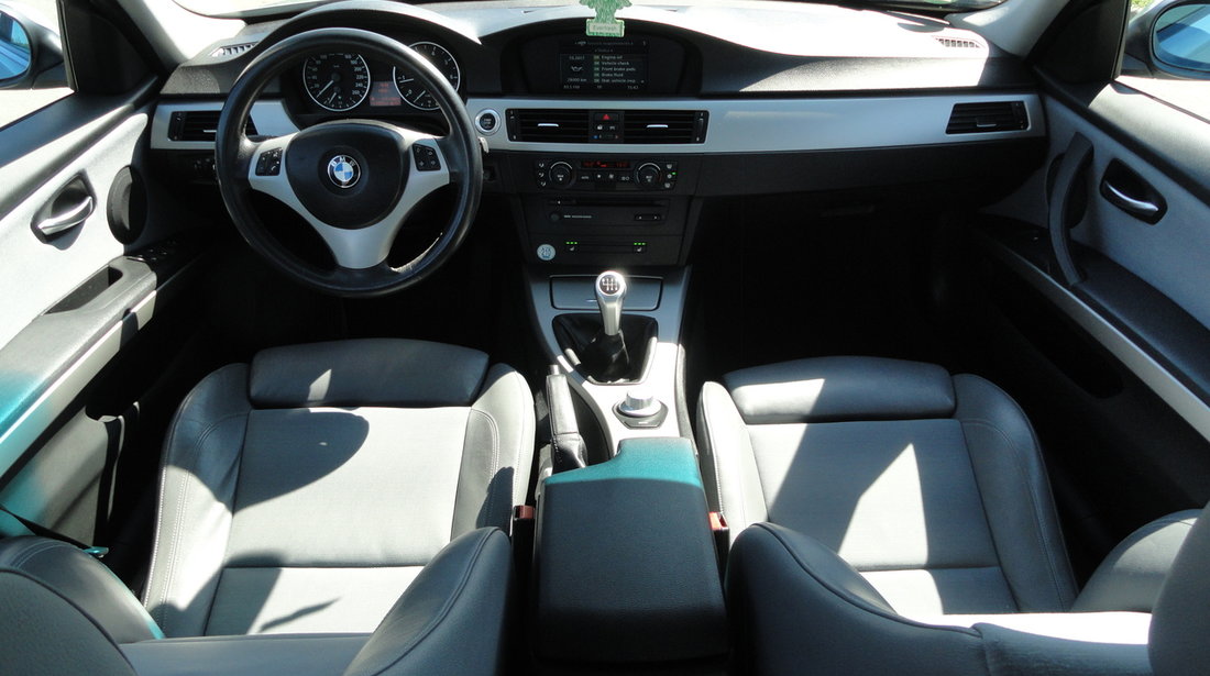 BMW 320 BMW 320i 150Cp /NAVIGATIE/Scaune incalzite SPORT piele/Senzori parcare 2006