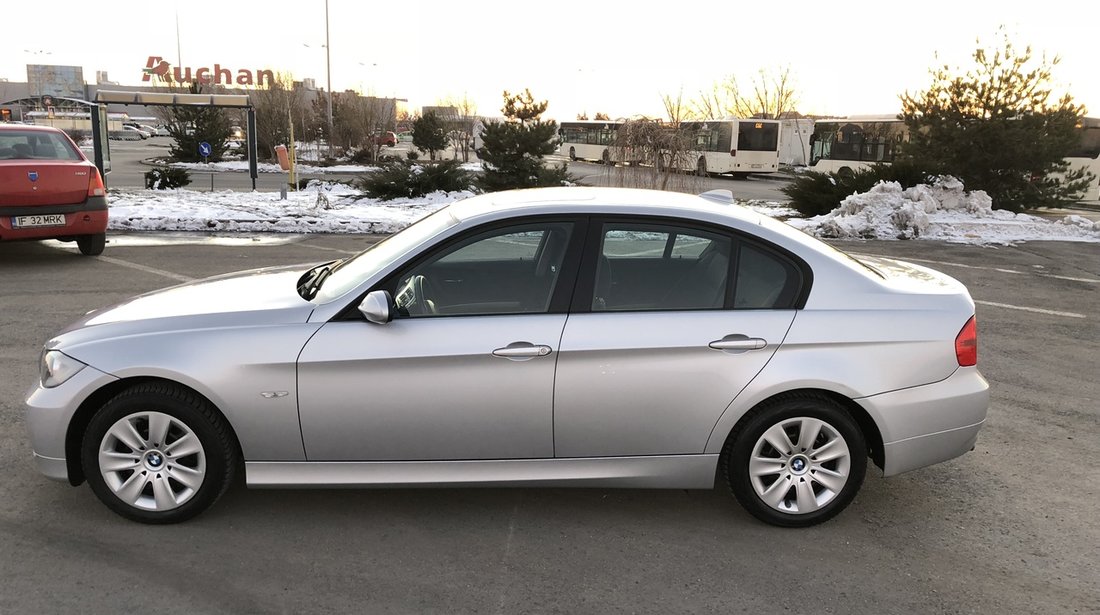 BMW 320 BMW 320i 150Cp / TRAPA / NAVIGATIE /SENZORI PARCARE FATA+SPATE/VOLAN SPORT CU COMENZI/RECENT ADUSA DIN GERMANIA!!! 2006