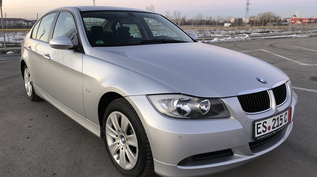 BMW 320 BMW 320i 150Cp / TRAPA / NAVIGATIE /SENZORI PARCARE FATA+SPATE/VOLAN SPORT CU COMENZI/RECENT ADUSA DIN GERMANIA!!! 2006