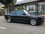 BMW 320 E30