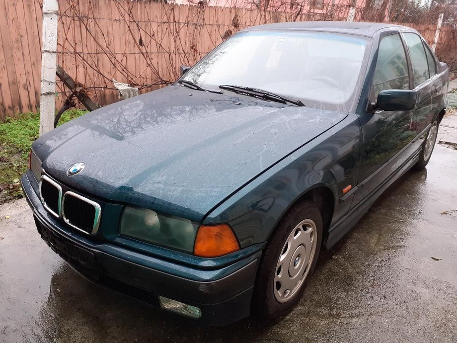 BMW 320 E36 Pisicuta