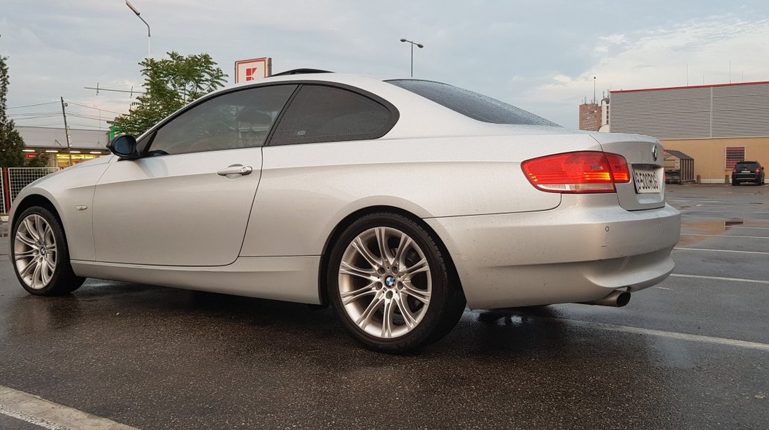 BMW 320 E92 Coupe 2008