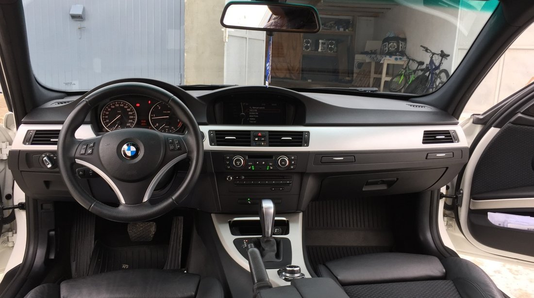 BMW 320 N47D20 2011