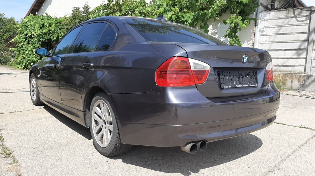 BMW 320 NAVI 2007